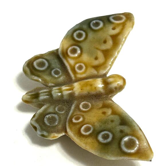 Wades Whimsies England Butterfly Whimsy - Picture 4 of 6